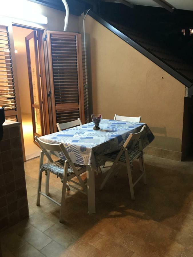 La Casa Del Sole Sorgente Letojanni Exterior foto